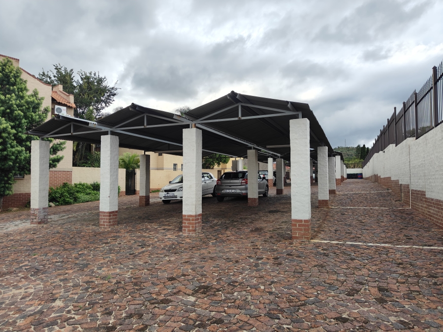 3 Bedroom Property for Sale in Safari Gardens North West